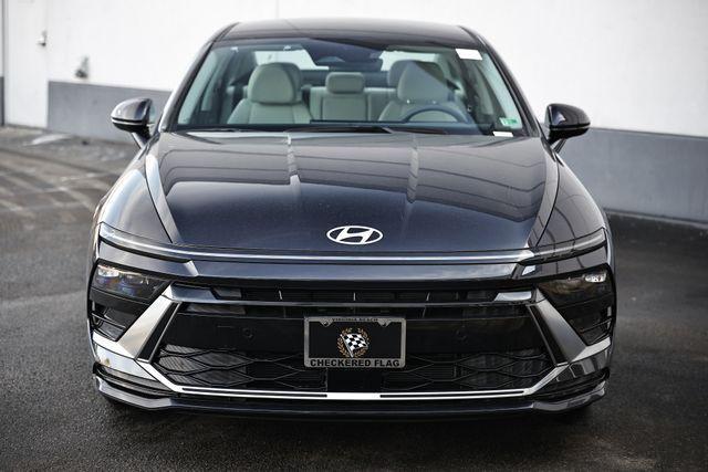 new 2025 Hyundai Sonata Hybrid car, priced at $32,760