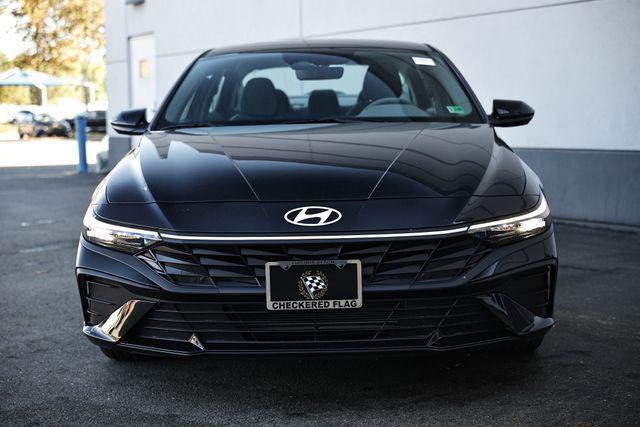 new 2025 Hyundai Elantra car, priced at $25,160