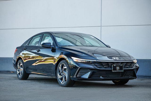 new 2025 Hyundai Elantra car, priced at $25,160