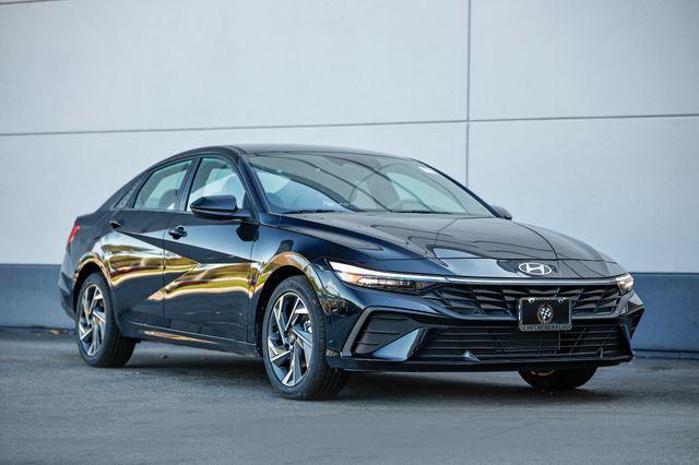 new 2025 Hyundai Elantra car, priced at $25,160