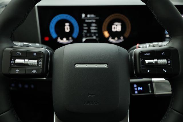 new 2025 Hyundai Santa Fe car, priced at $39,105