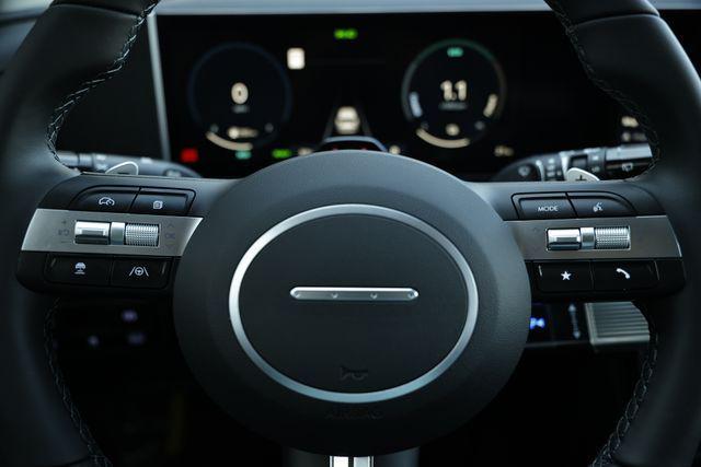new 2025 Hyundai TUCSON Hybrid car, priced at $38,340