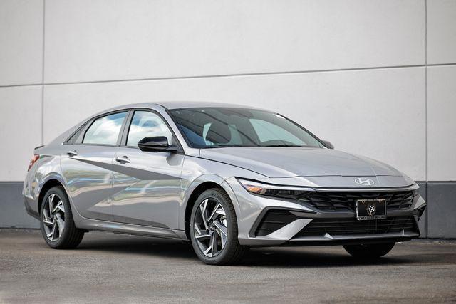new 2025 Hyundai Elantra car, priced at $25,010