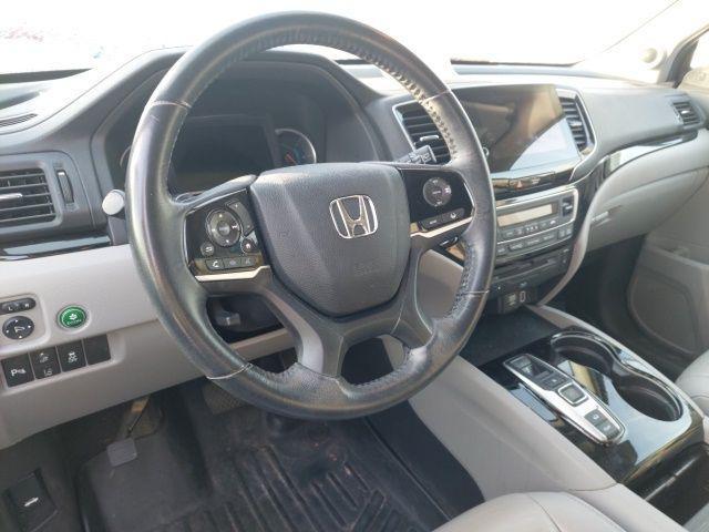 used 2019 Honda Pilot car, priced at $25,055