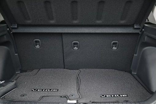 new 2025 Hyundai Venue car, priced at $24,335