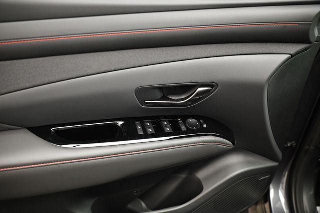 new 2025 Hyundai TUCSON Hybrid car, priced at $40,085