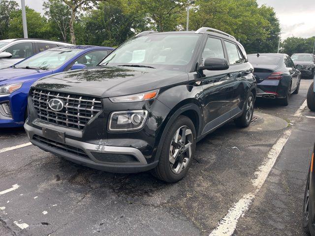 used 2022 Hyundai Venue car, priced at $18,135