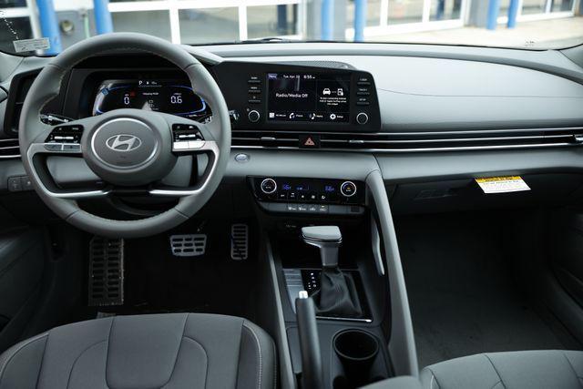 new 2025 Hyundai Elantra car, priced at $25,570