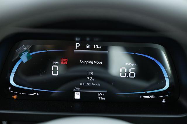 new 2025 Hyundai Elantra car, priced at $25,570