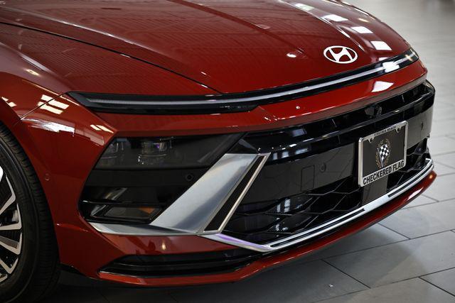 new 2025 Hyundai Sonata Hybrid car, priced at $40,015