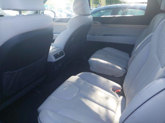 used 2024 Hyundai Palisade car, priced at $43,401