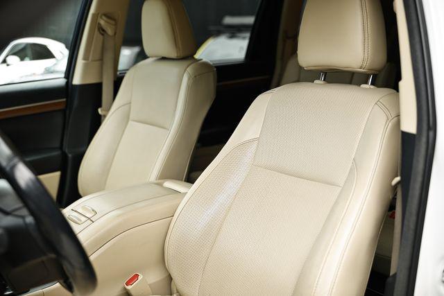 used 2017 Toyota Highlander Hybrid car, priced at $22,998