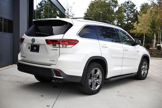 used 2017 Toyota Highlander Hybrid car, priced at $22,998