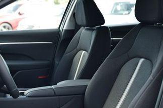 new 2025 Hyundai Sonata Hybrid car, priced at $33,595