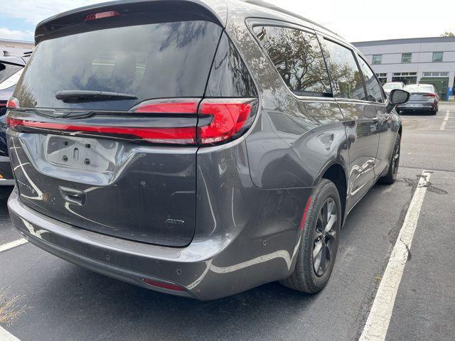 used 2021 Chrysler Pacifica car, priced at $29,617