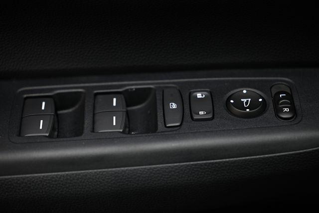 used 2025 Honda CR-V Hybrid car, priced at $37,128