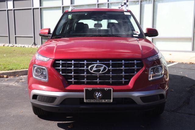 new 2025 Hyundai Venue car, priced at $26,135