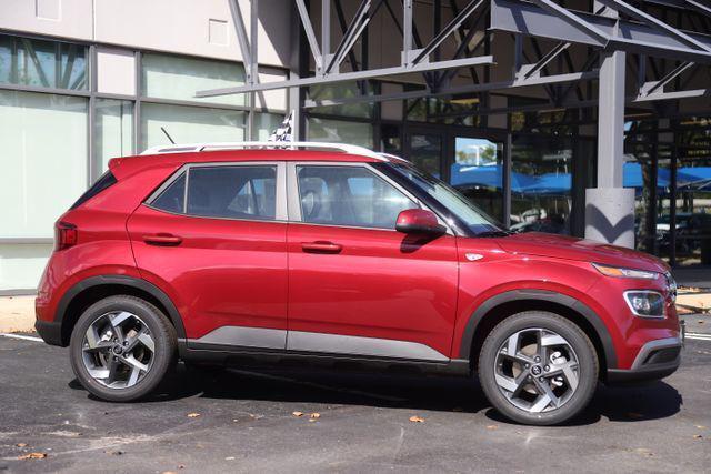 new 2025 Hyundai Venue car, priced at $26,135