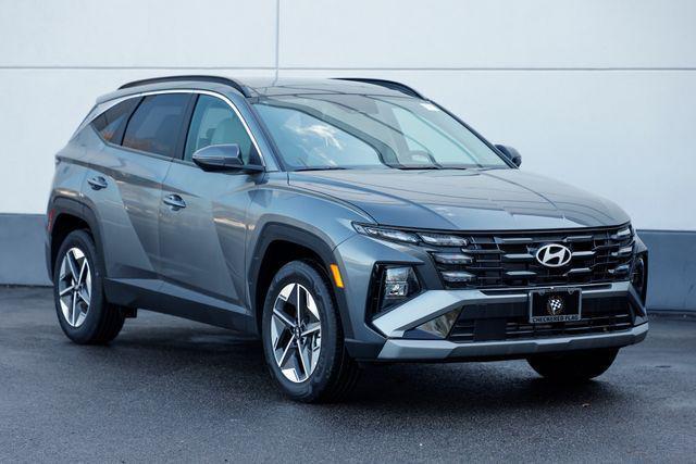 new 2025 Hyundai Tucson Hybrid car, priced at $37,965