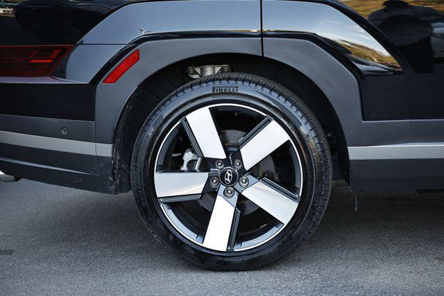 used 2024 Hyundai Santa Fe car, priced at $39,498