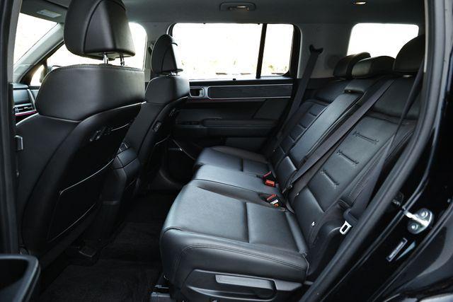 used 2024 Hyundai Santa Fe car, priced at $39,498