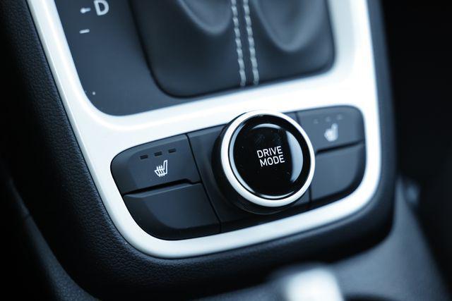new 2025 Hyundai Venue car, priced at $25,570