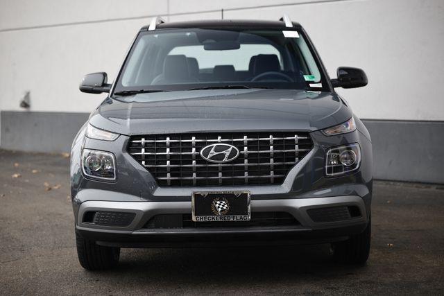 new 2025 Hyundai Venue car, priced at $25,570