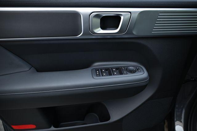 new 2025 Hyundai Santa Fe car, priced at $40,905
