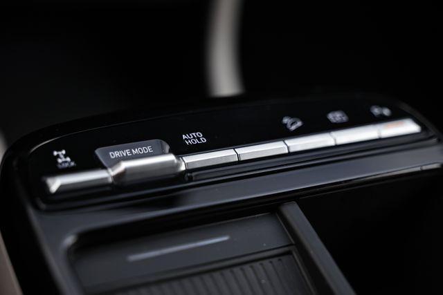 new 2025 Hyundai TUCSON Hybrid car, priced at $43,860
