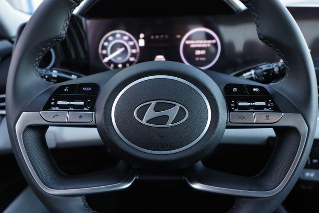 new 2025 Hyundai Elantra car, priced at $31,620