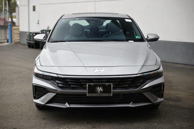 new 2025 Hyundai Elantra car, priced at $31,620