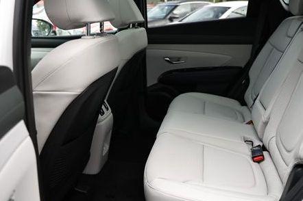 new 2025 Hyundai TUCSON Hybrid car, priced at $43,360