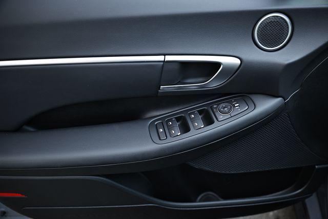 new 2025 Hyundai Sonata car, priced at $33,048