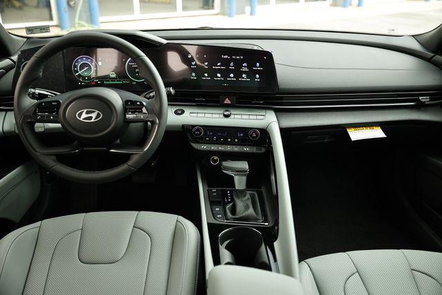 new 2025 Hyundai Elantra car, priced at $32,065