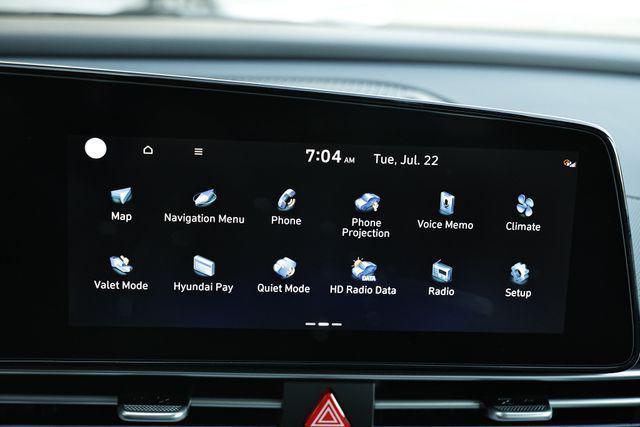 new 2025 Hyundai Elantra car, priced at $29,090