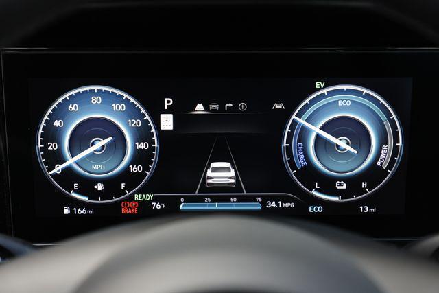 new 2025 Hyundai Elantra car, priced at $31,435