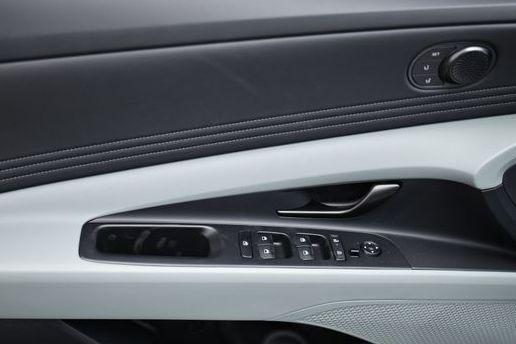 new 2025 Hyundai Elantra car, priced at $25,070