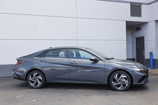 new 2025 Hyundai Elantra car, priced at $31,055