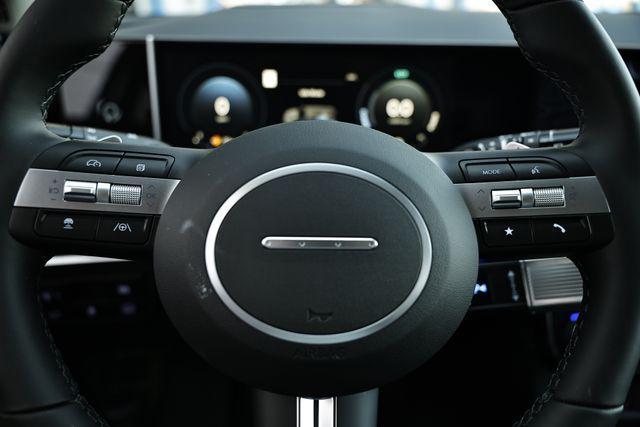 new 2025 Hyundai TUCSON Hybrid car, priced at $43,290