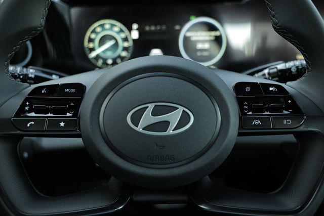 new 2025 Hyundai Elantra car, priced at $29,185