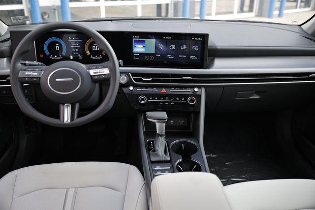 new 2025 Hyundai Sonata car, priced at $28,605