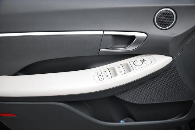 new 2025 Hyundai Sonata car, priced at $28,605