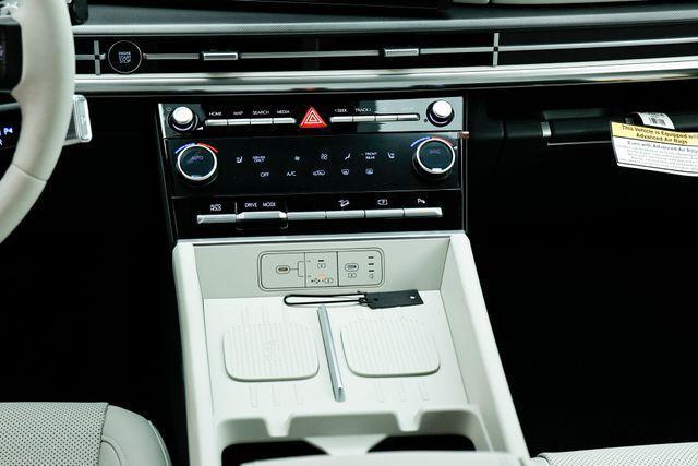 new 2025 Hyundai Santa Fe car, priced at $39,915