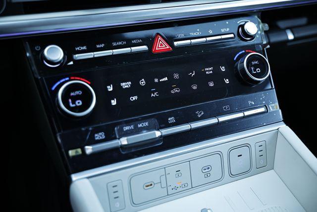 new 2025 Hyundai SANTA FE HEV car, priced at $52,654