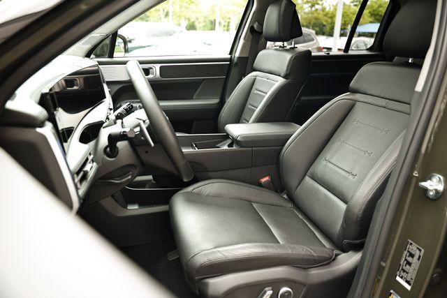 used 2024 Hyundai Santa Fe car, priced at $37,138