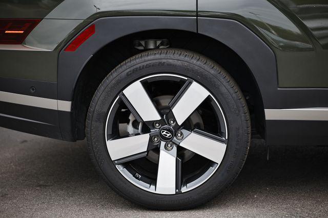 used 2024 Hyundai Santa Fe car, priced at $37,138