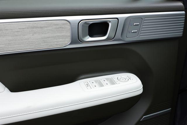 new 2025 Hyundai SANTA FE HEV car, priced at $50,629