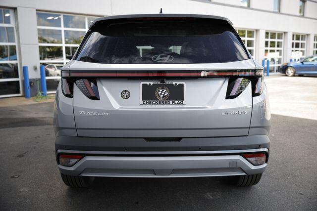 new 2025 Hyundai TUCSON Hybrid car, priced at $43,420