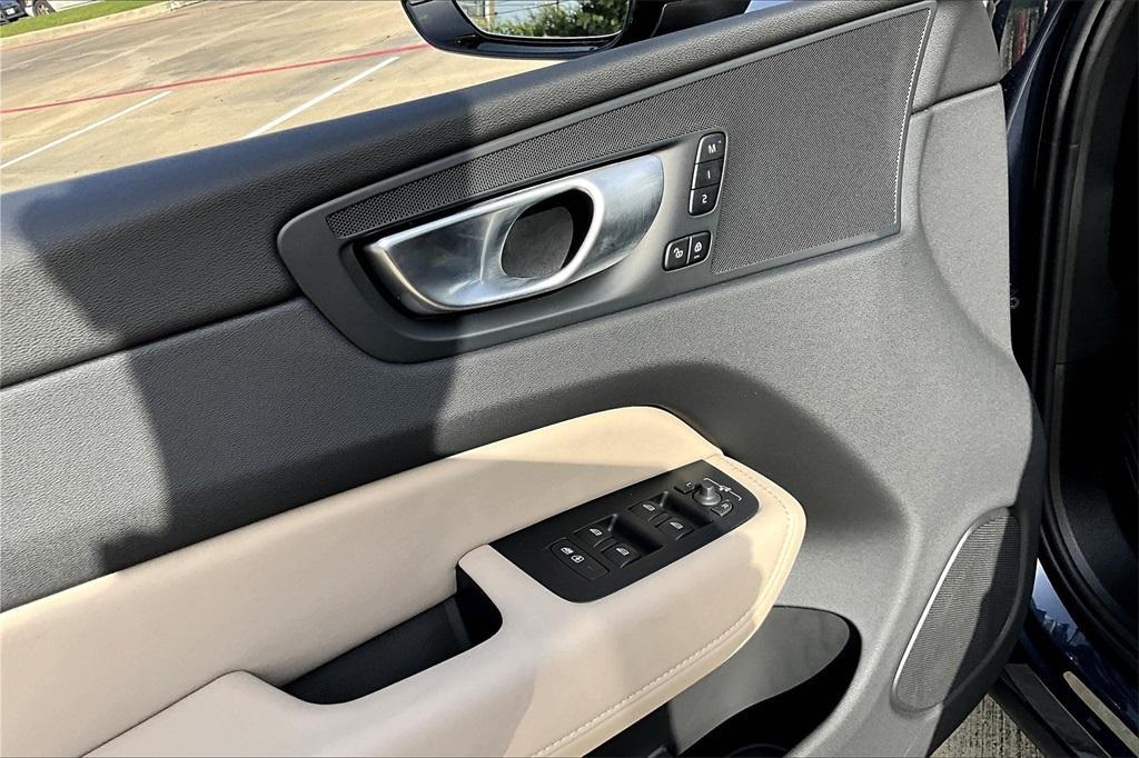 new 2026 Volvo XC60 car, priced at $57,985