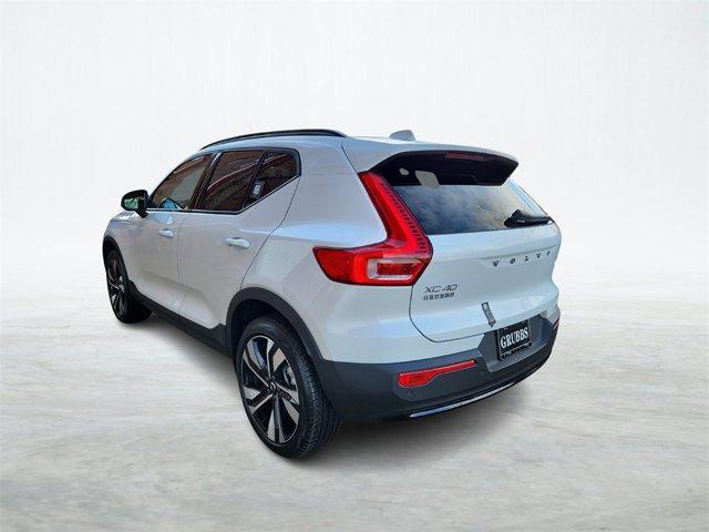 new 2024 Volvo XC40 car, priced at $46,078